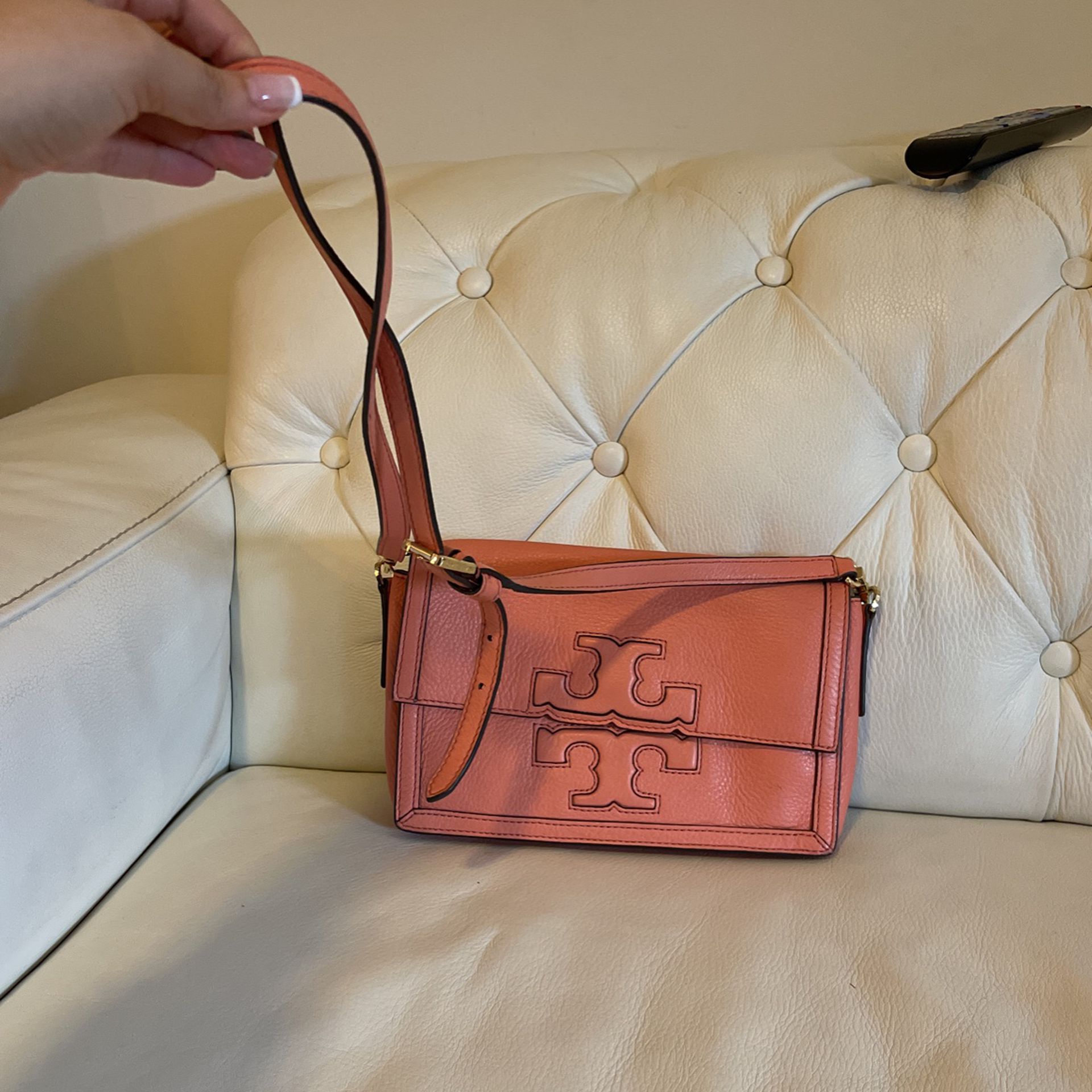 Authentic Tory Burch Bag for Sale in Pompano Beach, FL - OfferUp