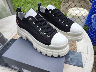 Palladium Revolt Lo Tx Platform Sneakers Woman's size 10