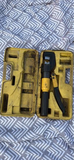 Hydraulic Cable Crimping Tool with Case