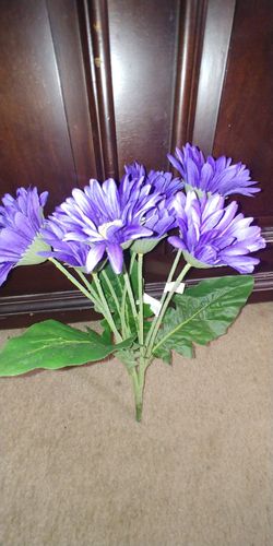 Artificial flowers