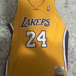 Men's Kobe Bryant Gold Los Angeles Lakers 2008/09 Hardwood Classics Authentic Player Jersey