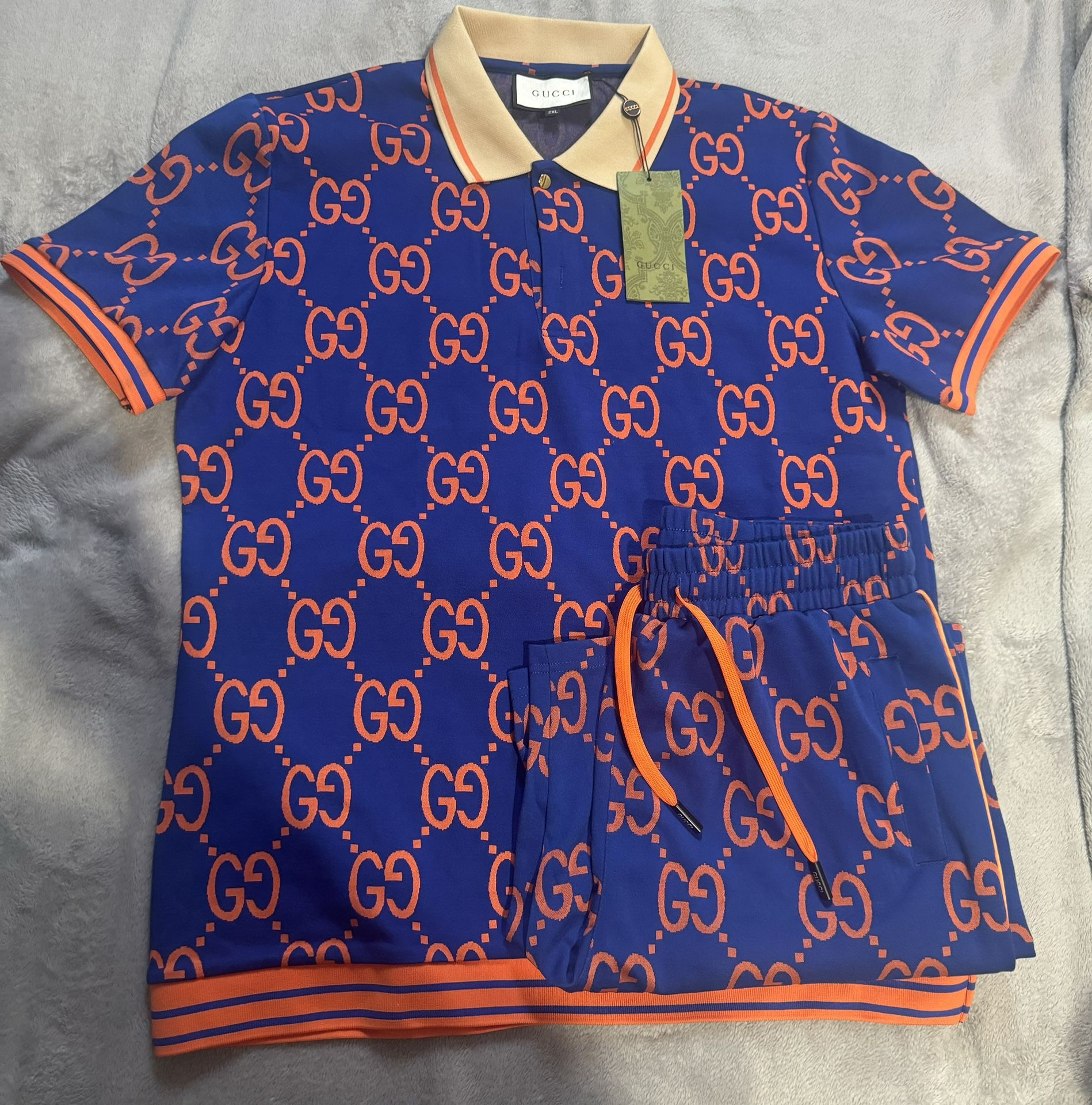 Gucci Set T Shirts And Short