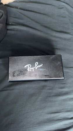 Ray ban