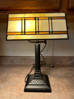 Stained Banker’s / Desk Lamp, Mission / Arts & Crafts, Tiffany Style