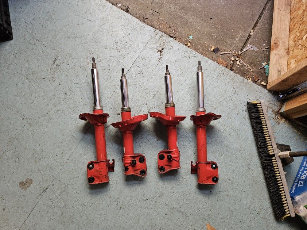 Subaru WRX STI JDM struts