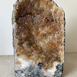 CITRINE CRYSTAL GEODE 