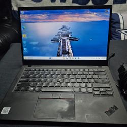 Lenovo ThinkPad X1 Carbon Gen 7