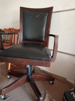 Computer chair