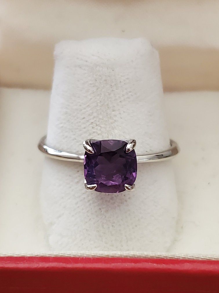 Sterling Silver 925 Amethyst Size 8 Ring