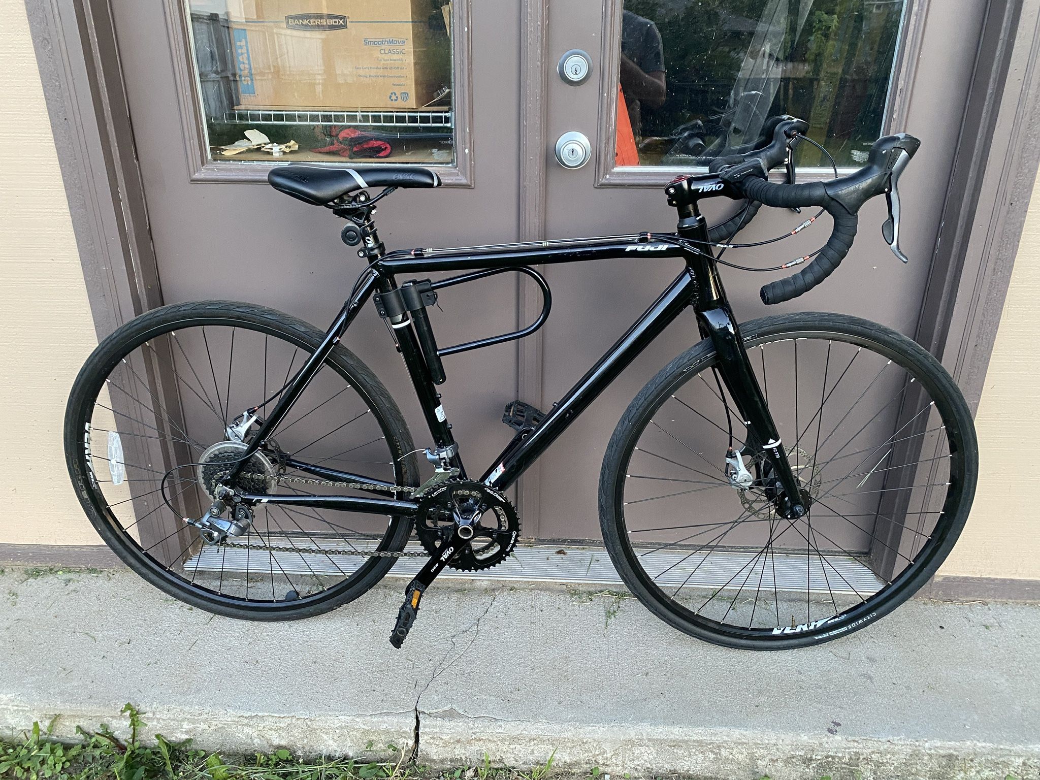 Mens FUJI Bike, GREAT condition!