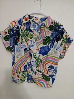 $6 NEW! Sunburst Kiss Size Medium