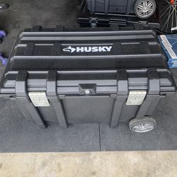 Husky Rolling Tool Box