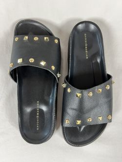 Mercer & Madison Black & Gold Studded Slides Flip Flops