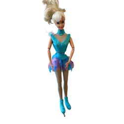 Olympic USA Skater Barbie Doll Figure Skater Team Vintage 90's 1997 Mattel