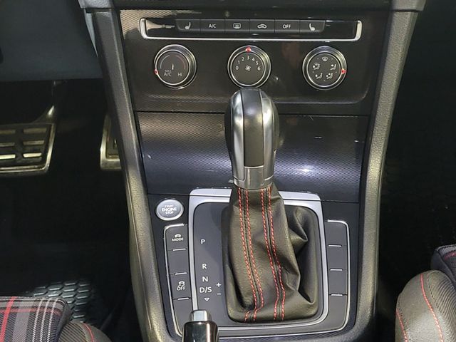 2017 Volkswagen Golf GTI