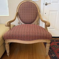 2 Elegant Vintage Accent Chairs – Solid Wood Frame