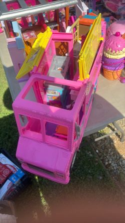 Barbie food truck