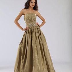 Ballgown, Size8 