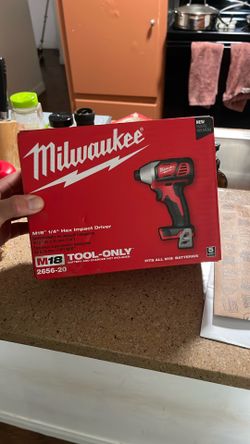 Milwaukee 1/4 Hex Impact Driver
