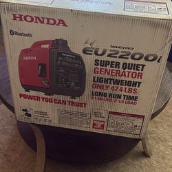 Honda EU 2200 -Watt Single Fuel (Gasoline) Inverter Generator ( new )