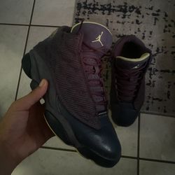 Squadron Blue jordan 13's size 8.5