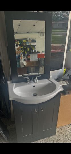 Black vanity with mirror
