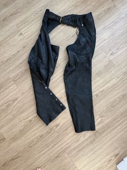 Motorcycle riding chaps