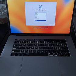 2019 MacBook Pro - i7, 16gb Ram, 500gb ssd, 15.4in 