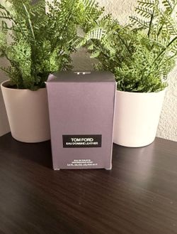 Tom ford eau de dombre