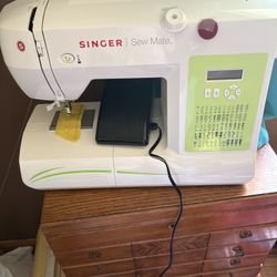 Singer Sewing Machine