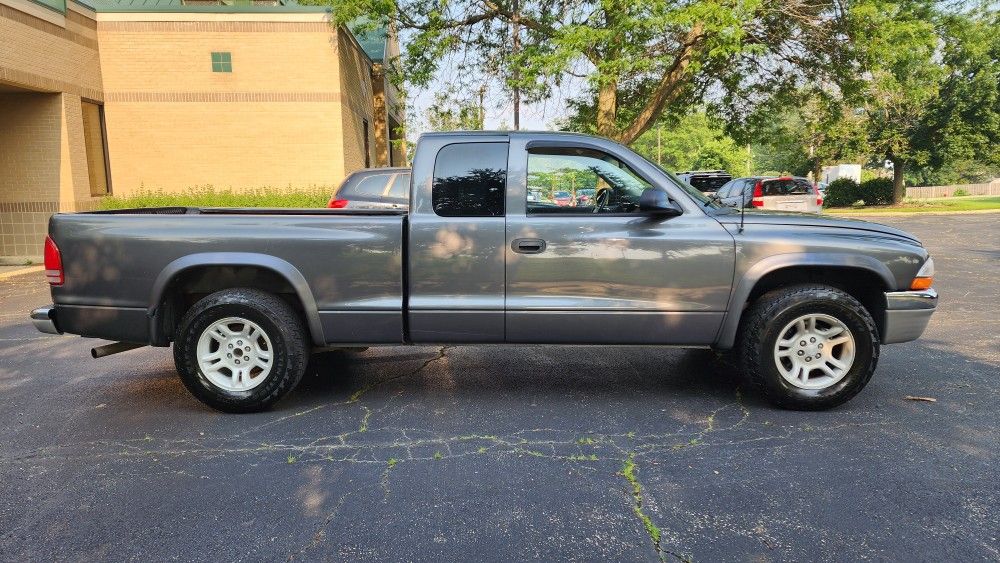 2004 Dodge Dakota