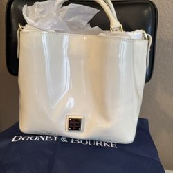 Dooney And Bourke Purse New