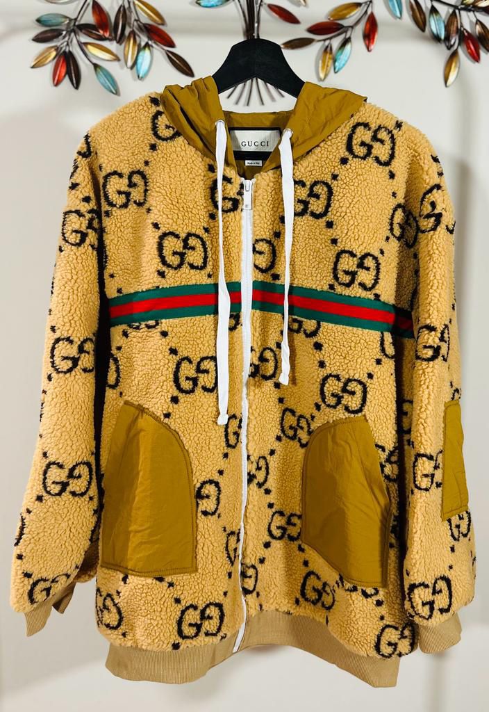 NEW SEASON FW23 GUCCI HOODIE, Visit Our Profile For More Items Available !!!