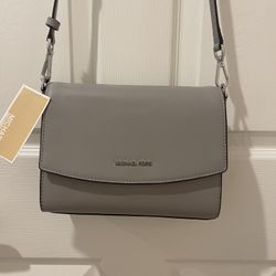 Michael Kors flap messenger leather Handbag  