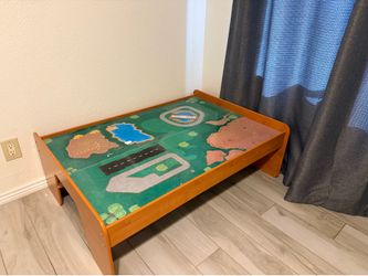 Train Table or Extra Organization