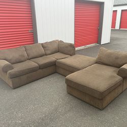 *Free Delivery* Sofa+Chaise+Ottoman 3 Piece Sectional Couch