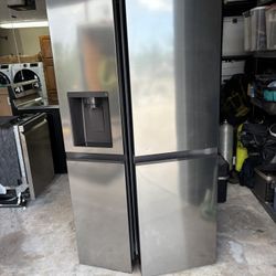 LG 27cf Side by Side Refrigerator 