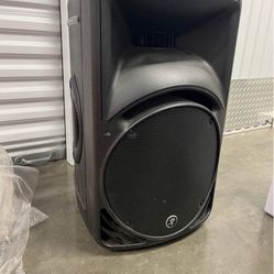 2 PA speakers plus mixer