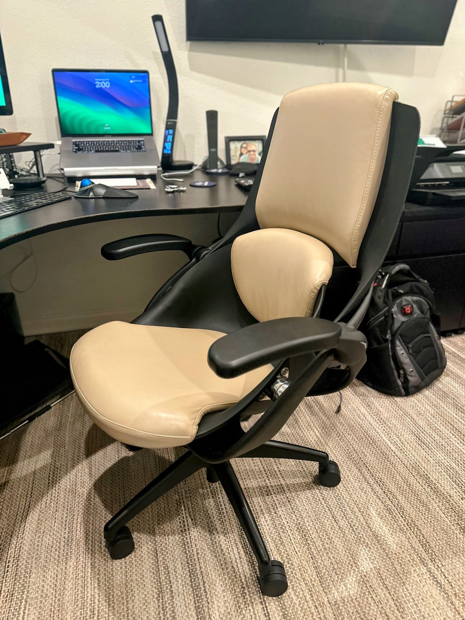 All33 backstrong best sale c1 office chair