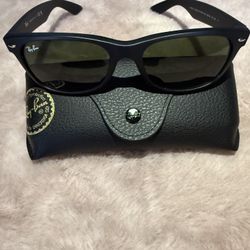 Wayfarer Classic - Rayban Sunglasses - New