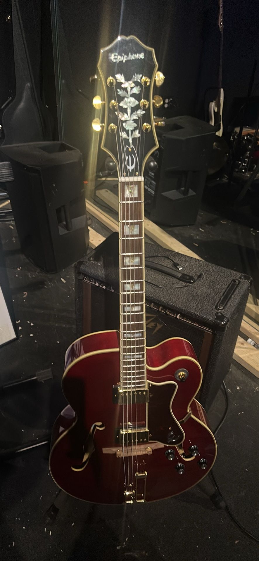 New Epiphone Broadway Never Been Out The House