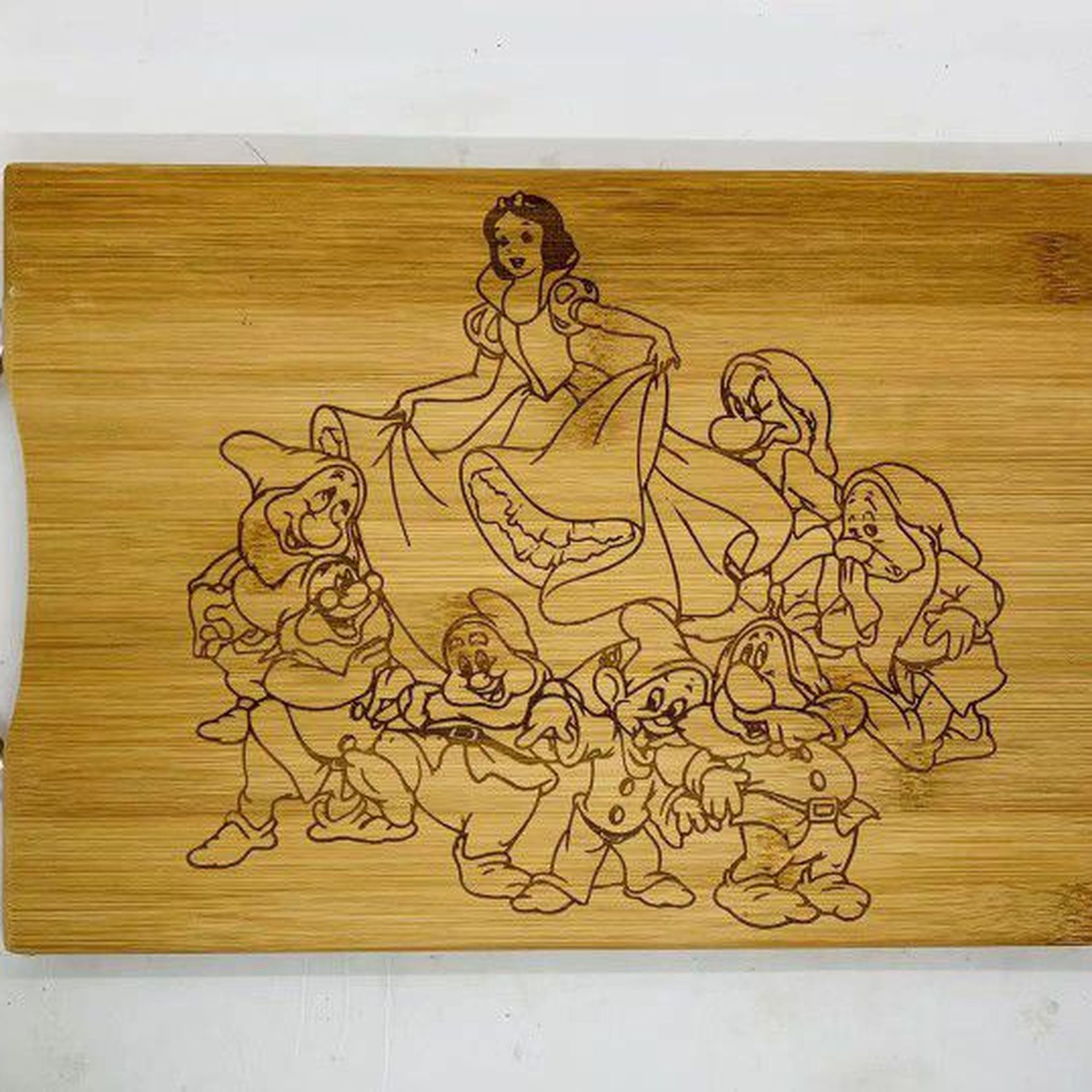 Snow White Laser Engraved Bamboo High Quality Cutting Board