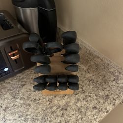 J.A. Henckels International Knife Block Cutlery 17 Pieces