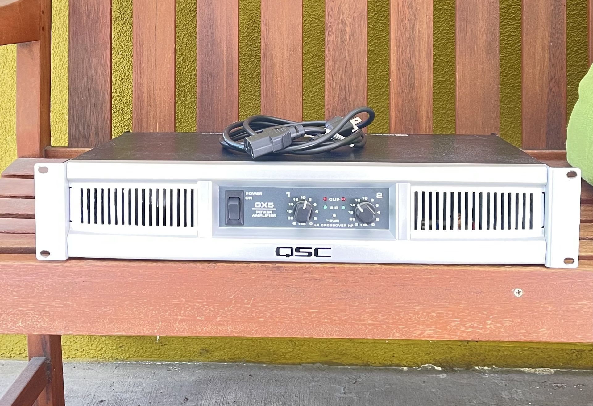 QSC GX5 Power Amplifier
