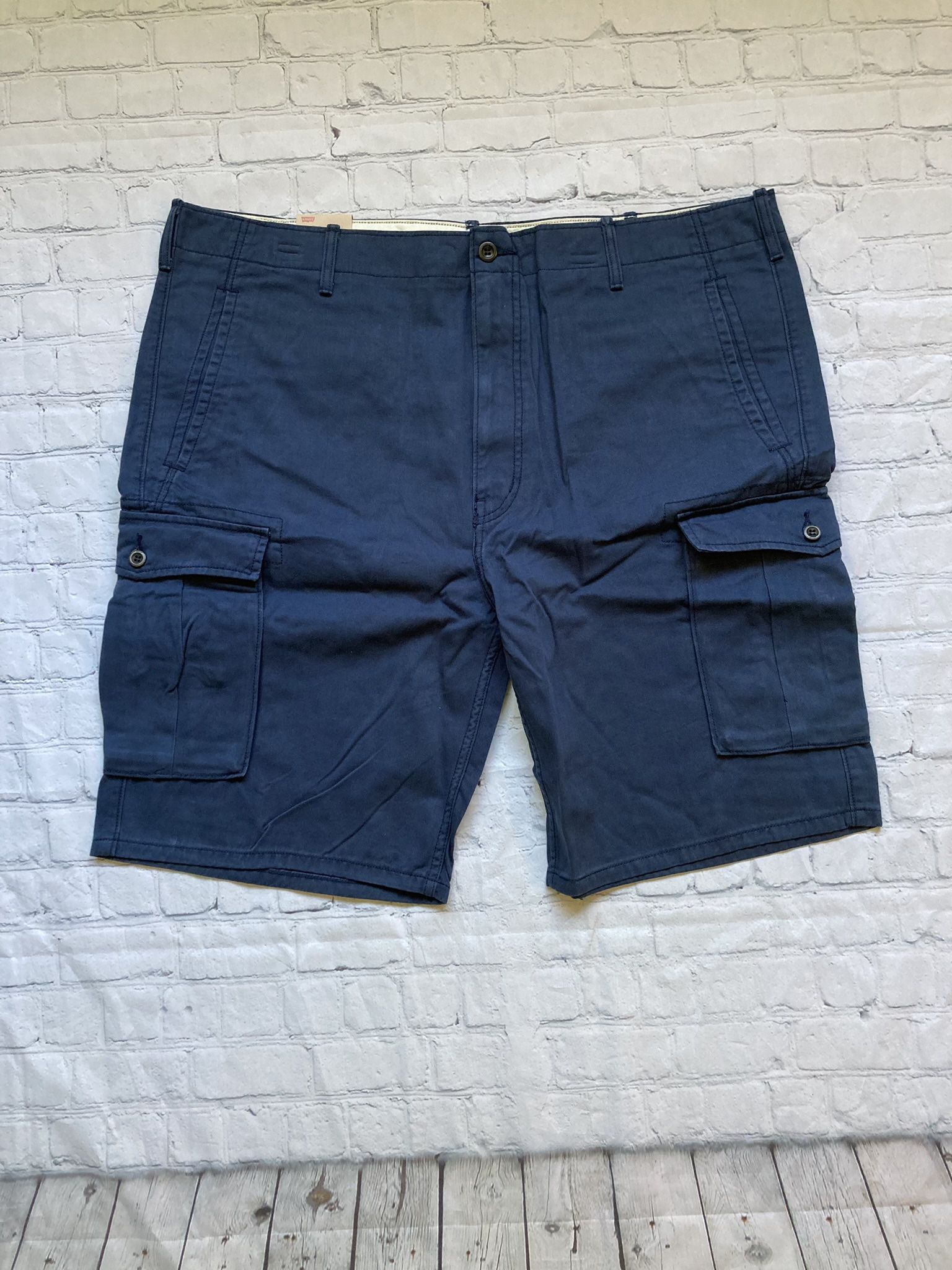 Men's Levi's Navy Blue Cargo I Shorts, Size 42 W, NWT