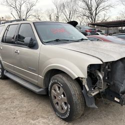 2008 Ford Expedition 5.4L  For Parts