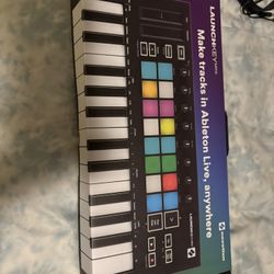 Novation Launchkey Mini