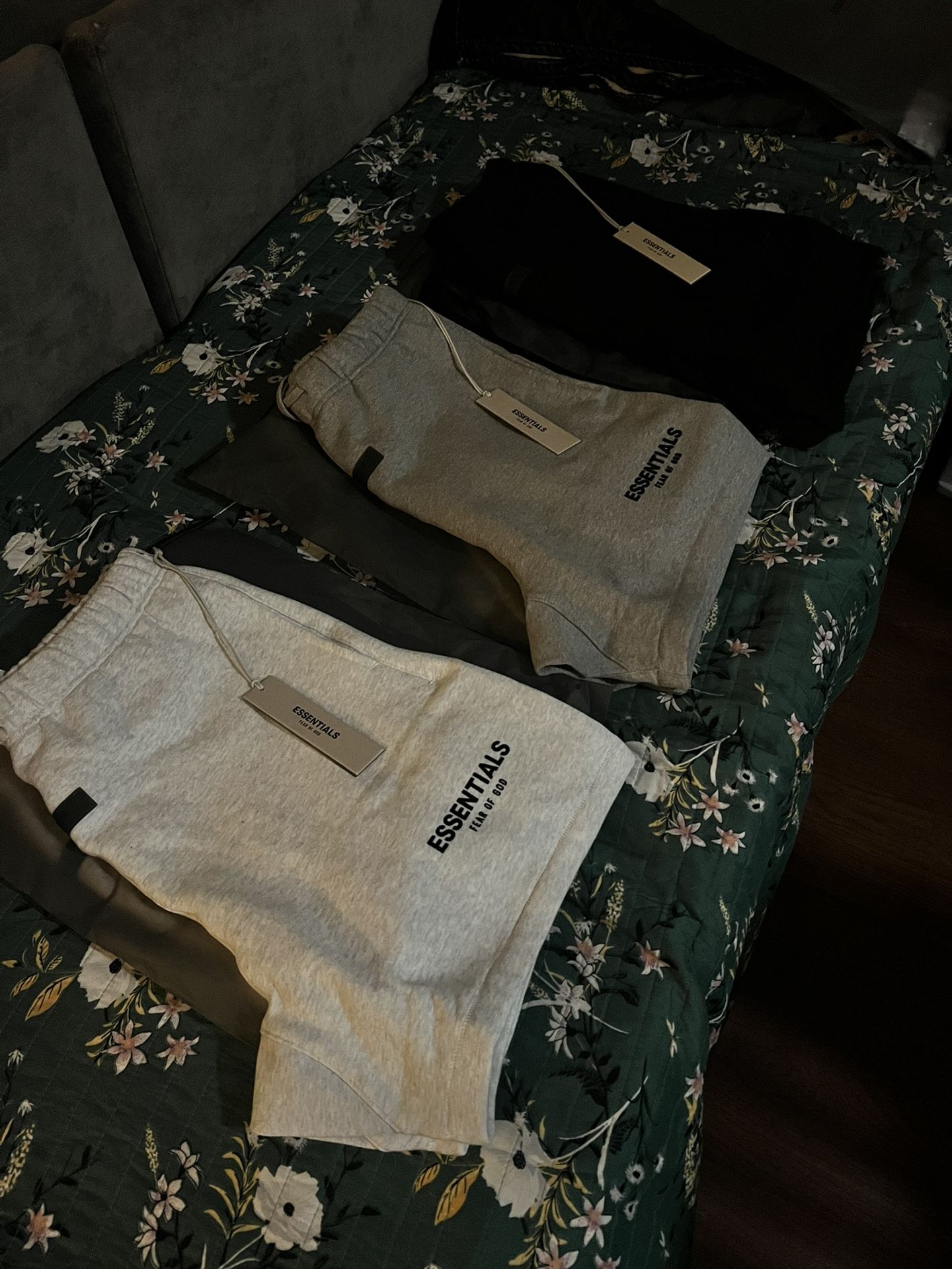 essential shorts