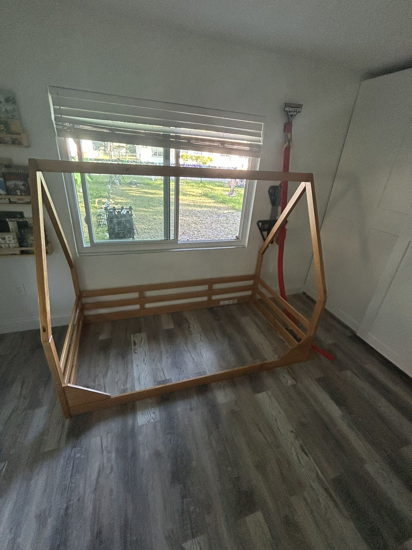Montessori House Bed