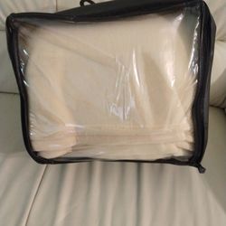 Vellux Full/Queen New Ivory Blanket
